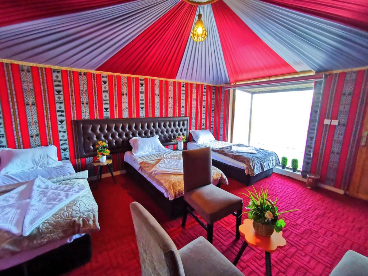 Hotel Titanic Wadi Rum